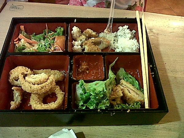 Inchy_jess's tweet photo. *Nomnom* http://t.co/ojiNx0KOSO