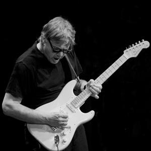 Happy 71st birthday, Steve Miller, awesome guitarist, singer-songwriter  "The Joker" 