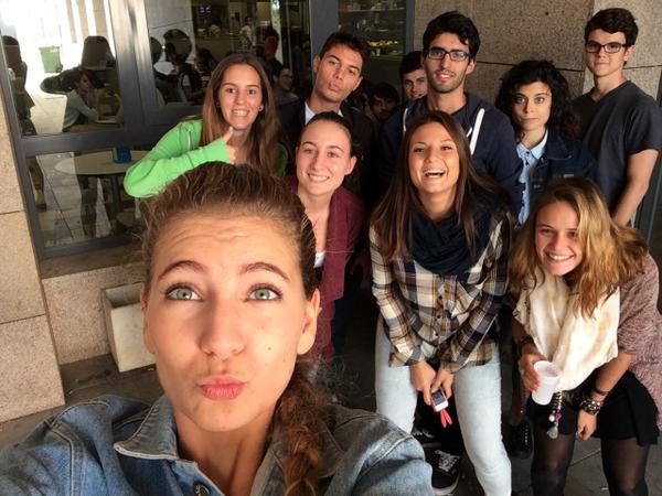 palomagcarballo's tweet photo. GUAPOS :)#selfieTop
@Aliciafd13 @lauratembleque @LauraGonzalo7 @Mr_Areco @alvaro_moron @alesalamandra @Marina8Snchez http://t.co/NLVSRLdW21