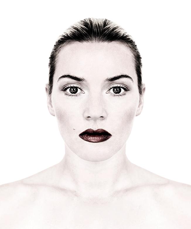 Happy Birthday my lovely chum Kate Winslet (Mrs Rocknroll). At least youre still in your 30s, just!! 