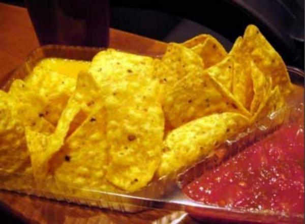 純白 全国ナチョスアンケート Showtimeでギョンスが食べていたナチョス 映画館 でなくてもいいです 食べたことある Exoペンはrt ナチョス Rtして頂いた方おむかえ行きます Http T Co 4icww43u5n