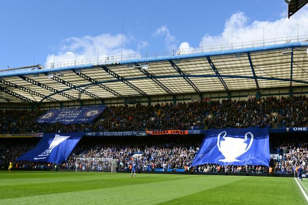Di Stamford Bridge Chelsea berhasil menghempaskan Arsenal 6-0 dan laga itu merupakan laga ke 1000 Arsene Wenger.