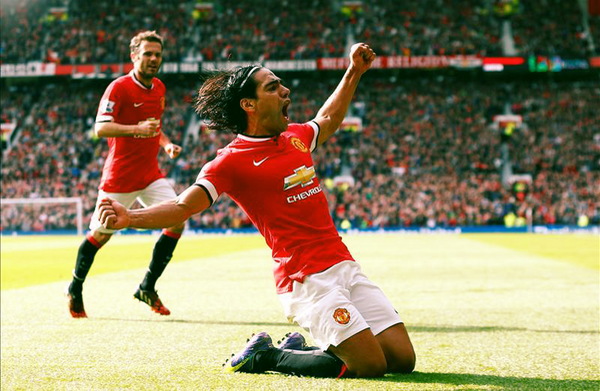 SoccerEinsteins's tweet photo. #Falcao scores 1st goal for #MUFC
#FalcaoAlUnited #mufclive #MUFCvEFC #MUNEVE #maneve #ManUtd #ManUtdvsEverton #mufc http://t.co/Eu7iUxDzuj