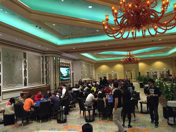 Покерные лудоманы в казино Venetian