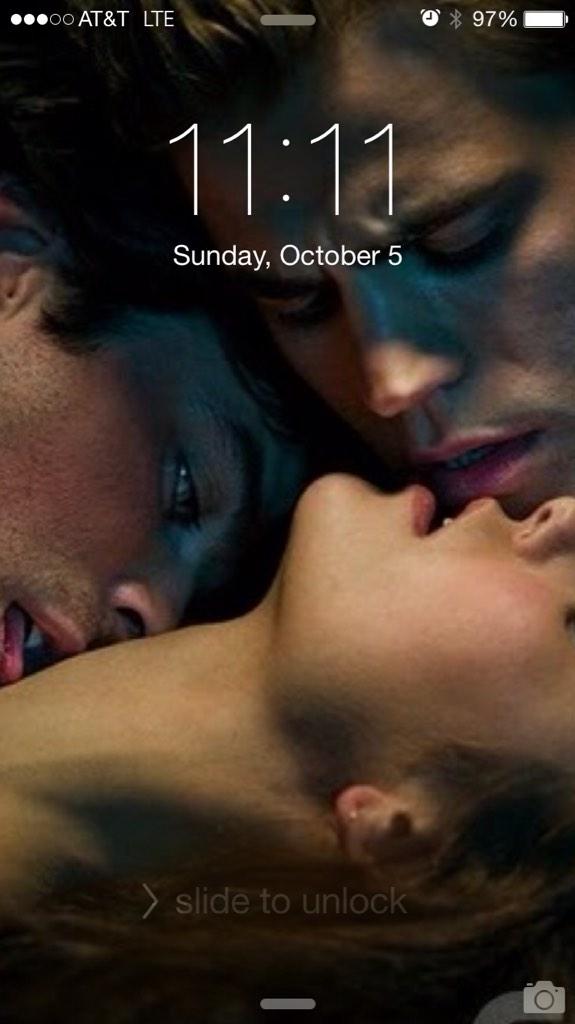 DElenaTimeless's tweet photo. 11:11 Make a wish! #BringBonnieBack #BringDamonBack to #Elena the #Lovestory of #TVD ๐@julieplec http://t.co/zZ5Kd7hhZk