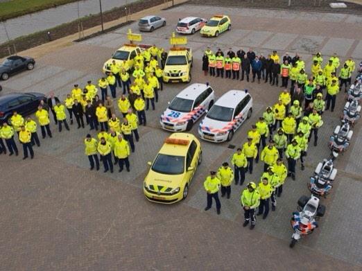 Politie_tips's tweet photo. Tip: Een razzia is een door de overheid georganiseerde, groots opgezette, opsporing en jacht op een groep mensen. http://t.co/Zaye8kMPqv