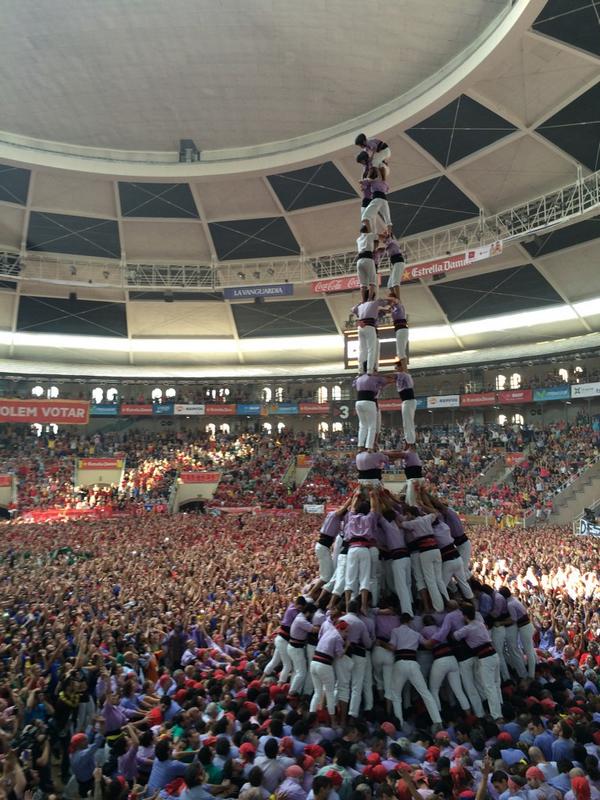 El millor castell del #25ConcursCastellsTGN Ells ja han guanyat! Enhorabona <a href="/JoveDeTarragona/">Colla Jove de Tarragona</a> #castellers