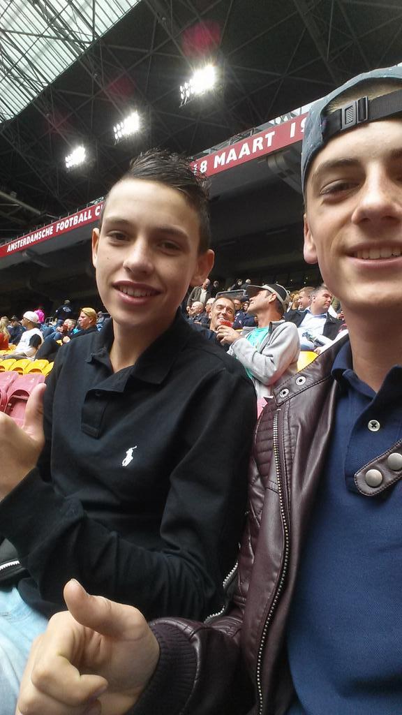 #WIJZIJNAJAX we zitten er weer 💪