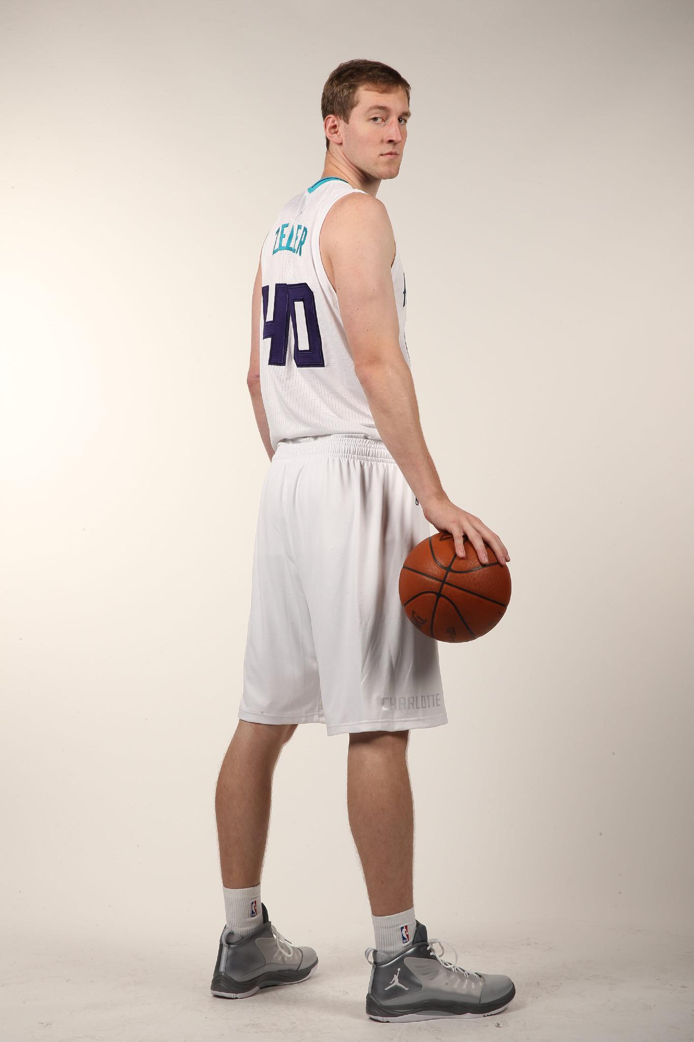 Cody Zeller had 35.5 inch standing vertical at draft combine Everyone wish a HAPPY BIRTHDAY! 