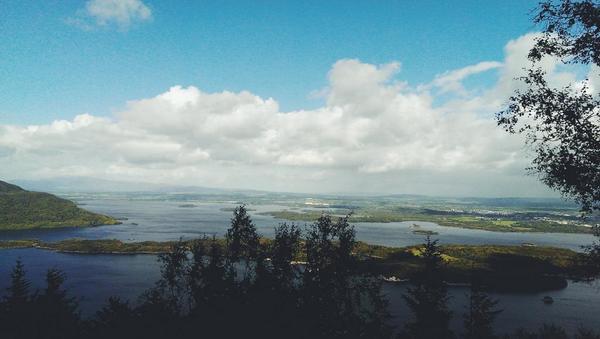 2020curates's tweet photo. Huge thanks to the fab @KillarneyAR crew for motivating us to this view atop the Cardiac Steps yesterday!! #KAR14 http://t.co/fCaSVhT51N