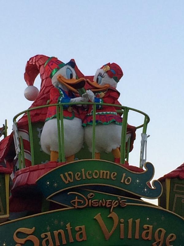 disney_kh24's tweet photo. 明日からまた仕事だー( ˘•ω•˘ )インしたいよー！でも、次はたぶんクリスマス♡♡♡ http://t.co/cUp20OGdho