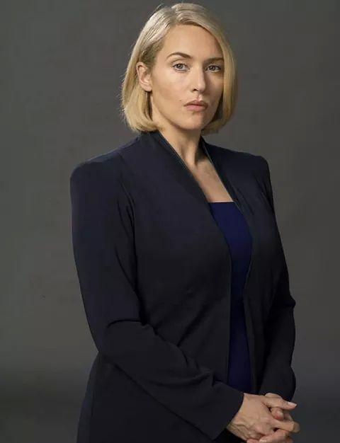 Happy birthday to the best actress Kate Winslet . The best person to interpret my favorite character of erudition. :) 