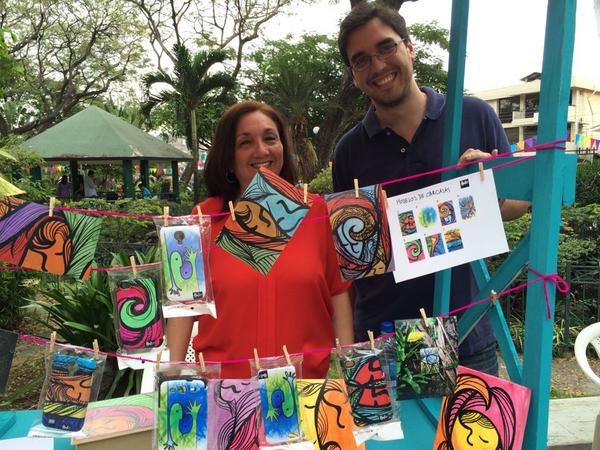 mirana_ec's tweet photo. @conniehunterdg apoya a @mirana_ec @LeanEcuador #LeanGYE http://t.co/pxjCv3ZAcI