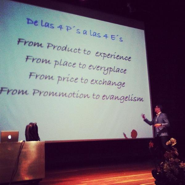 PabloFerreiros's tweet photo. De las 4 P´s a las 4 E´s #newmk #conamerc2014 http://t.co/EkbAafbqrX