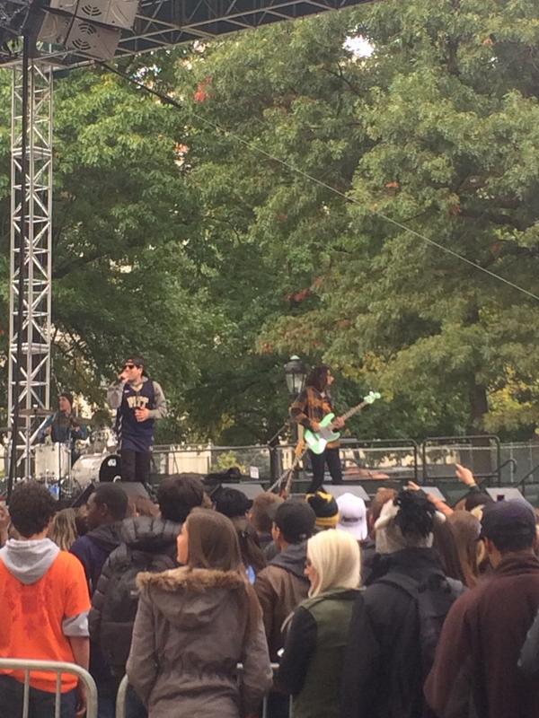 HerCampusPitt's tweet photo. .@HoodieAllen is on, rocking a Pitt jersey!!! #H2P 💙💛#fallfest14 http://t.co/6o9NkreTvj