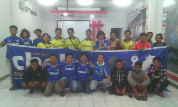Chelsea_91375's tweet photo. @Nobar Chelsea Palabuhanratu + Cisc Tanggerang #Palabuhanratu http://t.co/8hSyvzDUm3