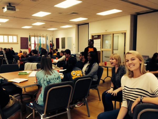 DearestAbbyB's tweet photo. @UTKSGA Freshmen Council Retreat! #govols #triviatime http://t.co/3nPqNE0CgC