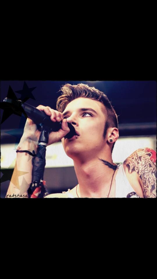 a14j_merino's tweet photo. Andy Biersack @AndyBVB @AndyBiersackFan @NeedAndyBVB  @BVBArmyMember @katy_hemmings  @BVBarmy_4_lifex @BVBArmySpain http://t.co/YVyMqSveIN