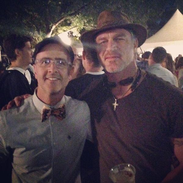 sfas's tweet photo. So yeah, Boom met The Boz at @aclfestival last night

#StoneCold
#JoeHuff 
#aclfest http://t.co/FBkbFqlhHs