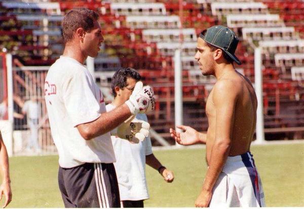 chiquibossio's tweet photo. Felicitaciones! Amigo, decir Estudiantes es decir Veron... Exitos Presidente👍 http://t.co/qbvSOvN4VP