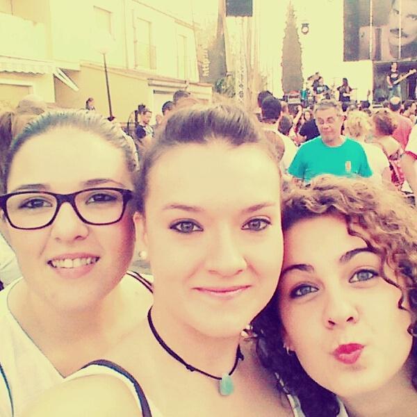 ...No mos en perdem cap! #Guapes #Pato #LaPobla 🎶 <a href="/NuriaOrtega15/">Nuria Ortega</a> <a href="/NuriaaSanchez26/">ηuяĭα</a>