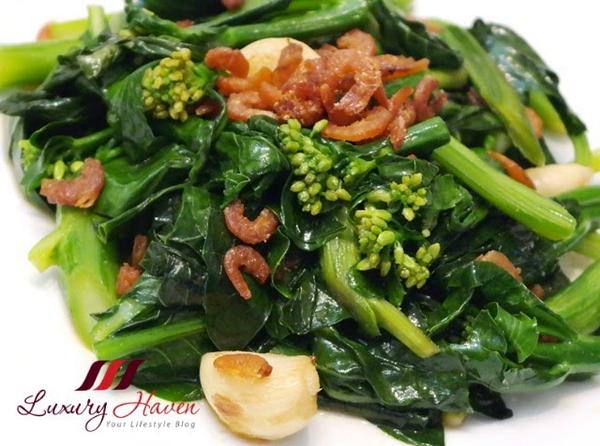 AsianFoodCh's tweet photo. #afcfansub: It's #afcgolocal, And We're Confessing Our Love For Chinese Kailan. http://t.co/YGk5n2GA3q http://t.co/zES86ByPZW
