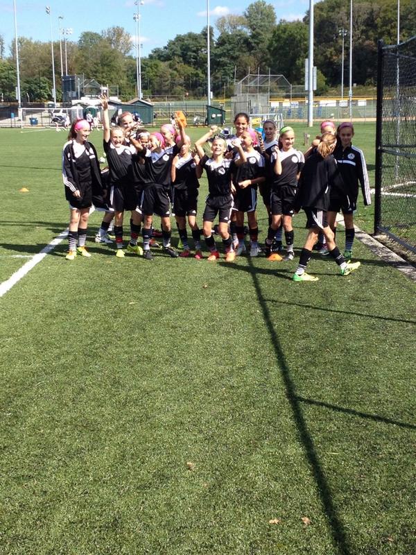 CoachCraigie's tweet image. If you or your players aren&apos;t having fun then you&apos;re doing it wrong! #teamspirit #pregamebanter #seriousfun