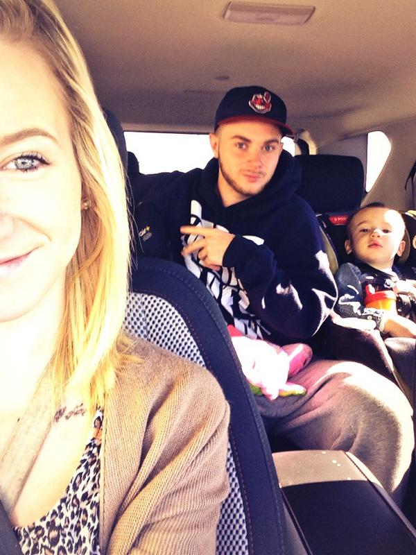 brieebalchy's tweet photo. 👸👱👶✊💕 @KevyColf http://t.co/Ob3eRjSngw
