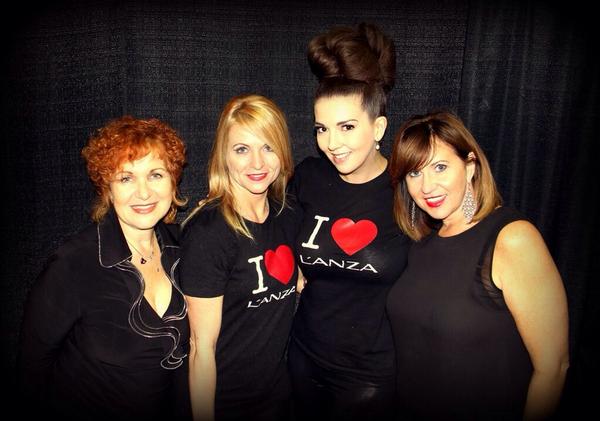 savvysocialyyc's tweet photo. #backstage @ABACanada #ABACalgary w/ @lanza #lovelanza #lanzahair my style by @Amyhair #hairstyle #model #yyc #rt http://t.co/YERD1c0Lxu