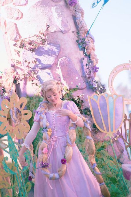 カリフォルニアディズニーのtwitterイラスト検索結果 古い順