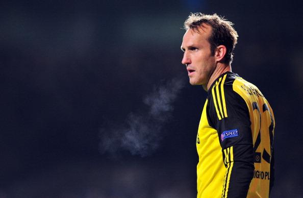 HAPPY BIRTHDAY to Chelseas Australian goalkeeper Mark Schwarzer! He turns 42 today!  