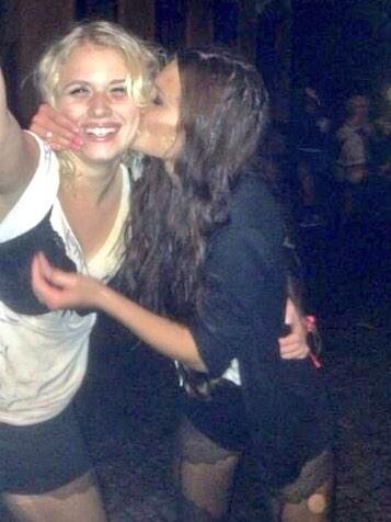 Elinadavidsson's tweet photo. Grattis bästa duuuu??💗💗 http://t.co/GFWoNcwnuT