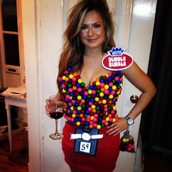 mashable the 20 most popular halloween costumes on pinterest httponmashto1pzkeoe pictwittercomzrf0e7g1vi good lord who is she - Halloween Outfits Pinterest mashable the 20 most popular halloween costumes on pinterest httponmashto1pzkeoe pictwittercomzrf0e7g1vi good lord who is she - Halloween Outfits Pinterest