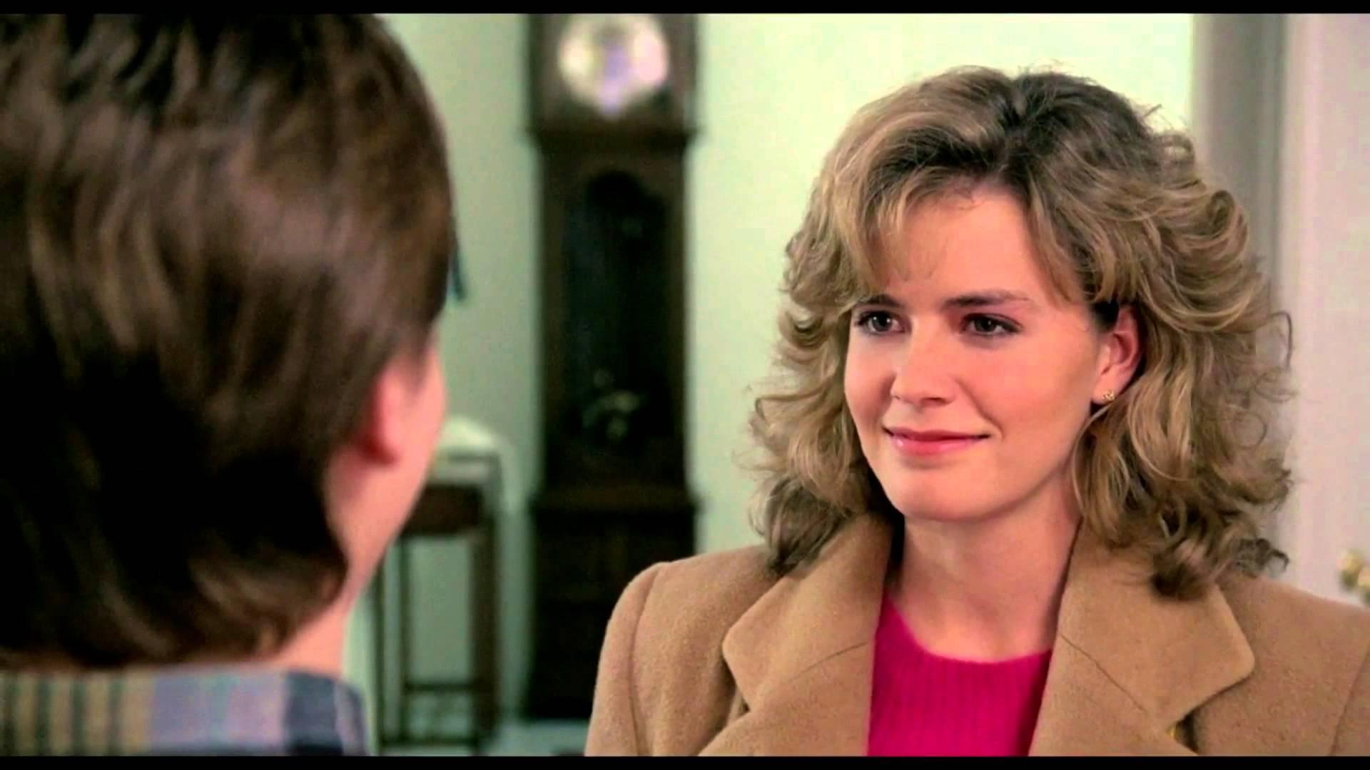 Happy Birthday to Elisabeth Shue, who turns 51 today! 