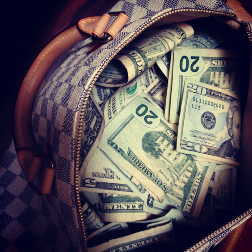 lv bag with money