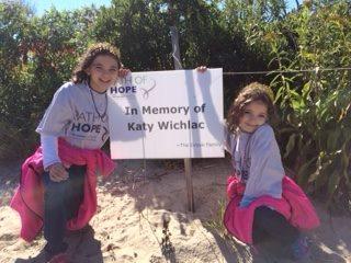 MariaGroveSurf's tweet image. In loving memory of my mom - their Nana.  #PathOfHope #btsm #GrayMatters