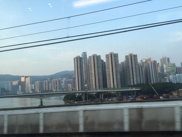 Наблюдаем из окна точечную застройку