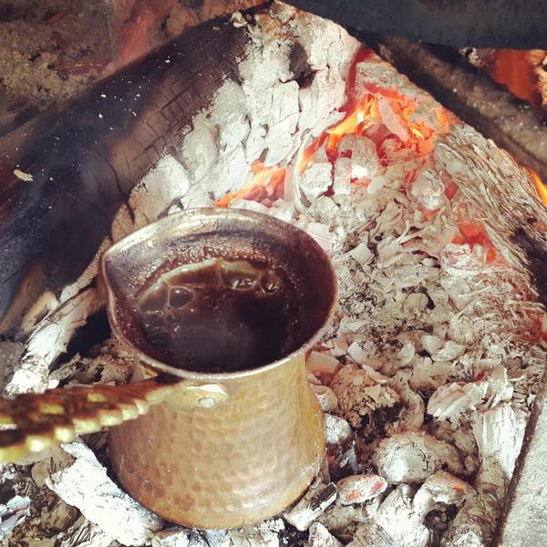 ece_gklp's tweet photo. Ehli keyfin keyfini kim tazeler, taze elden, taze pişmiş, kahve tazeler😄♨☕🍫😋👍 #keyifbizde http://t.co/TZSqQkYojZ