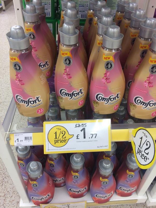 beccapeakeMC's tweet photo. @205UMC love a good bargain! #group7  #youth #205UMC http://t.co/2GrB90rGCT