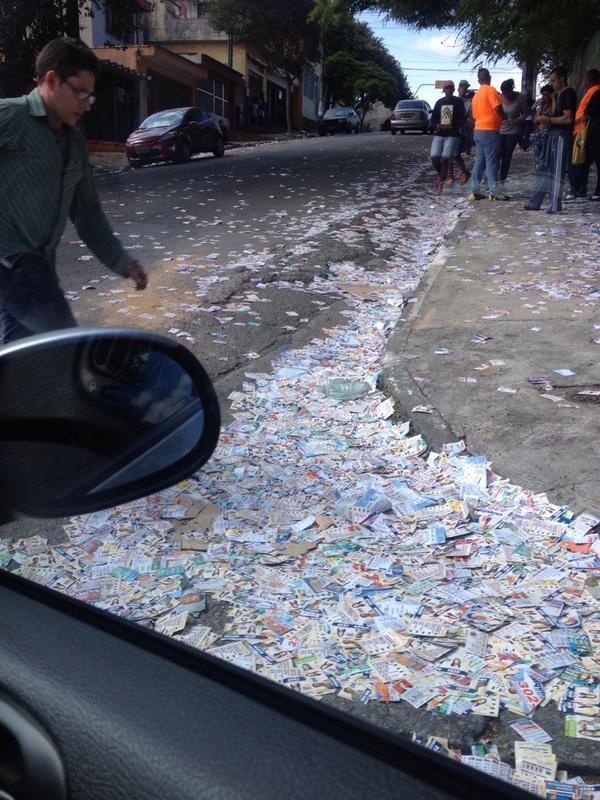 #cafecomjornal #santinhos, São Paulo, Zona Leste, Rua José Antonio Fontes