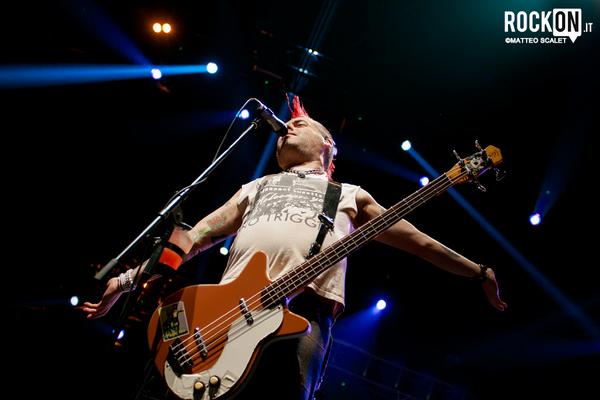 rockonitalia's tweet photo. SZIGET Festival 2014: guarda le foto del Day 7 con Outkast, NOFX, Rumatera, The Kooks e...
http://t.co/XxAfuJjSTW http://t.co/wV6cUXj9Z9