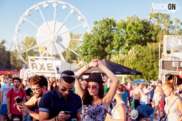 rockonitalia's tweet photo. SZIGET Festival 2014: guarda le foto del Day 7 con Outkast, NOFX, Rumatera, The Kooks e...
http://t.co/XxAfuJjSTW http://t.co/wV6cUXj9Z9