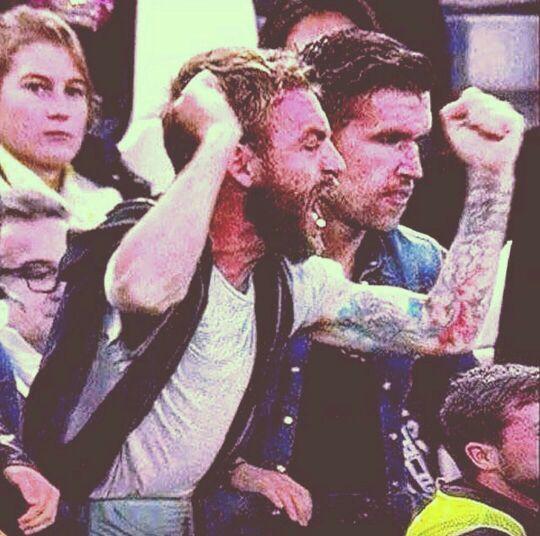 RomaIndonesia's tweet photo. #ProudOfYouASRoma @Kevin_strootman @OfficialASRoma http://t.co/621YPtAT6q