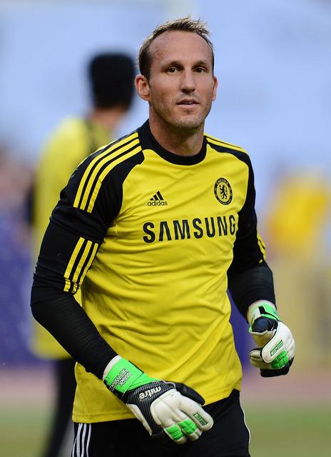 Happy Birthday Mark Schwarzer yang hari ini berumur 42 tahun. 