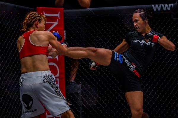 @rosenamajunas when did @karatehottiemma steal the legs of @HypeOrDie ?!? #legdayinspiration