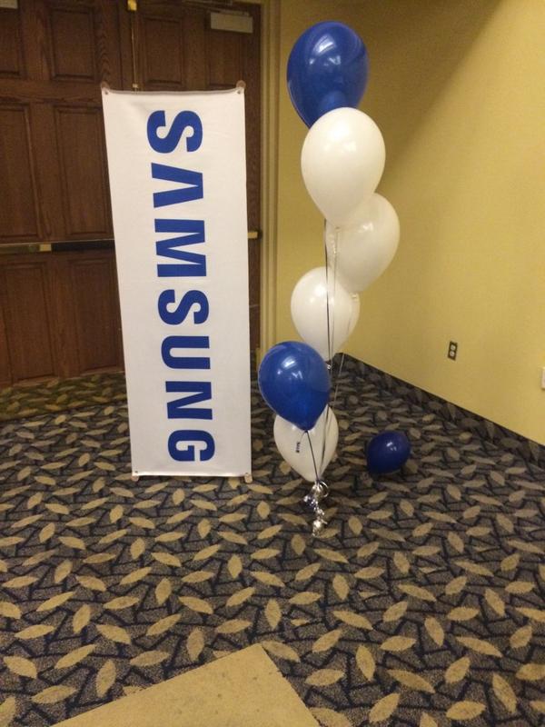 ColinMac11's tweet image. #Samsung seminar at the world trade centre. Free food, free drinks, free info! These guys are the best! #Note4HAL