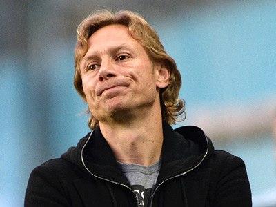 "Мальорка" решила уволить Валерия Карпина

molniasport.ru/categories/1/p…