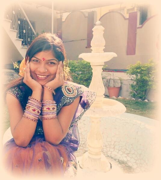 bharti_ya's tweet photo. Meeeee http://t.co/R8AyErITj0