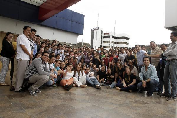 Expresoec's tweet photo. [#Guayaquil] Hay 17 ideas convertidas en negocios en 72 horas. #LeanGYE http://t.co/okexhUmoBe http://t.co/oKM3Mi3Fd9