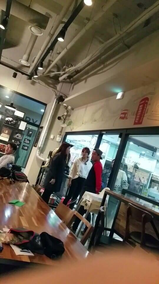 BzRFw8DCcAAorof.jpg:large